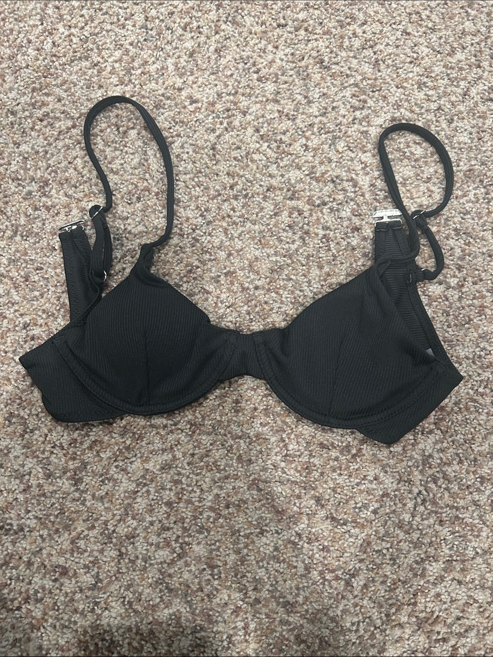 Classic Black Underwire Bikini Top with Adjustable Straps